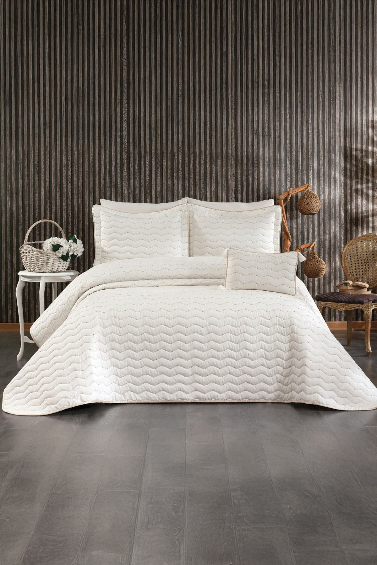 Bonny Home İpeksi Dokulu Krem Modern ve Sade Çift kişilik Yatak Örtüsü Takımı