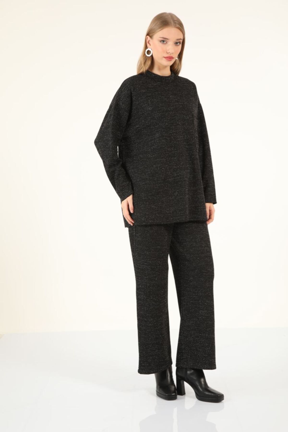 Suede Style 5387 - 3 Craby Arkadan Fermuarlı Cep Detaylı Rahat-Şık Takım