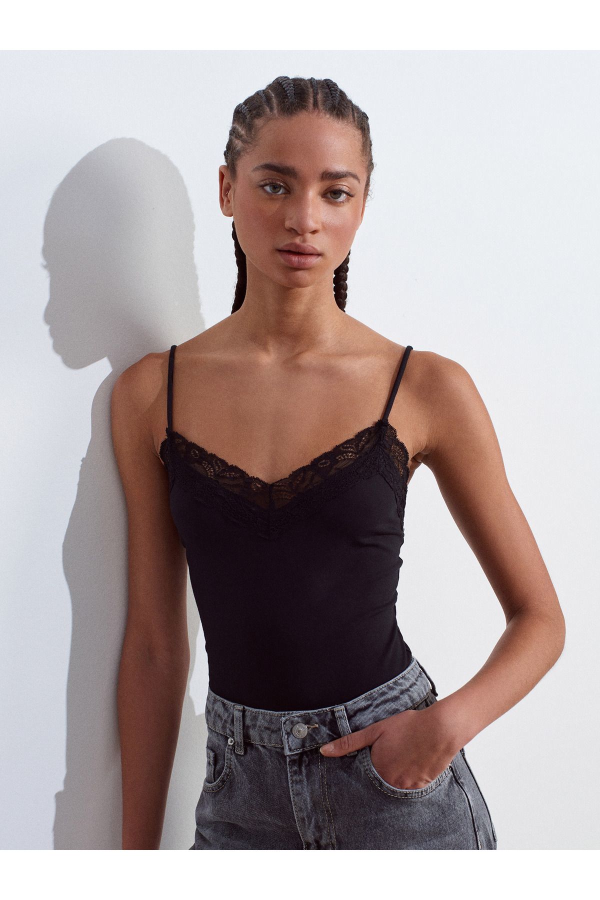 Dilvin 21030 Dantel Detaylı Bodysuit-Siyah