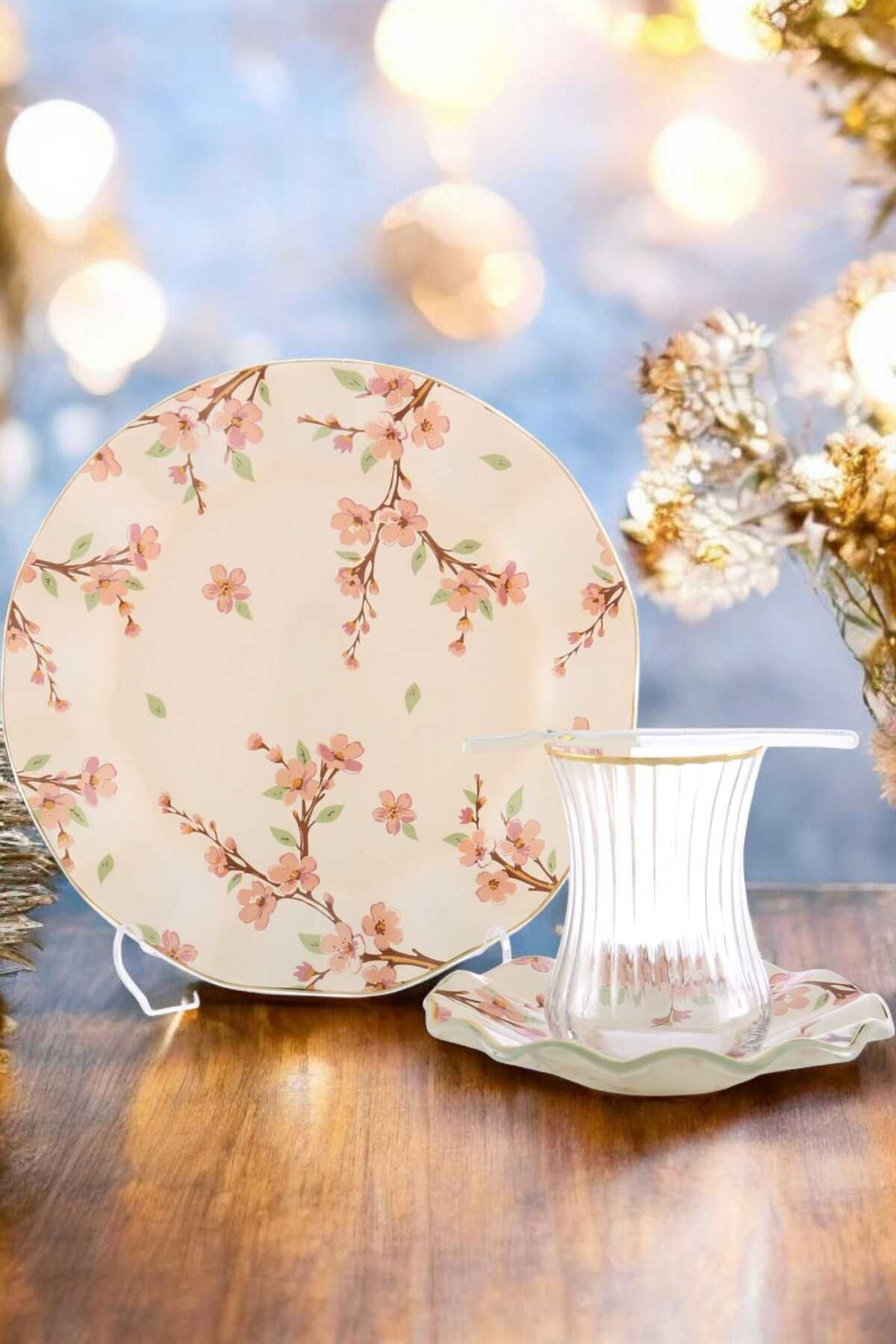 ariana sytle 24 Parça 6 Kişilik Desenli Yaldızlı Çay Pasta Seti 01