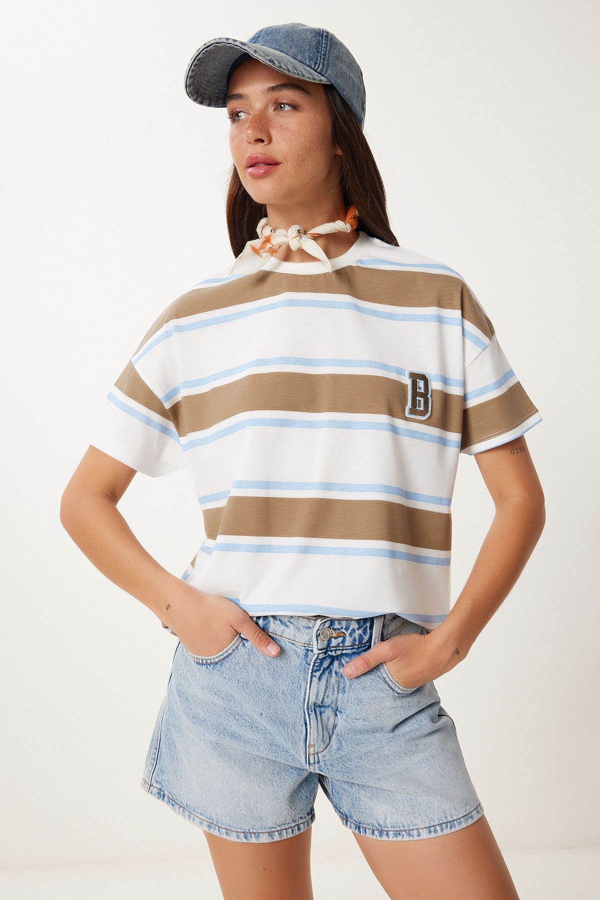 Lovelyİstanbul Çizgili Pamuklu Örme T-shirt BEYAZ LCR0077