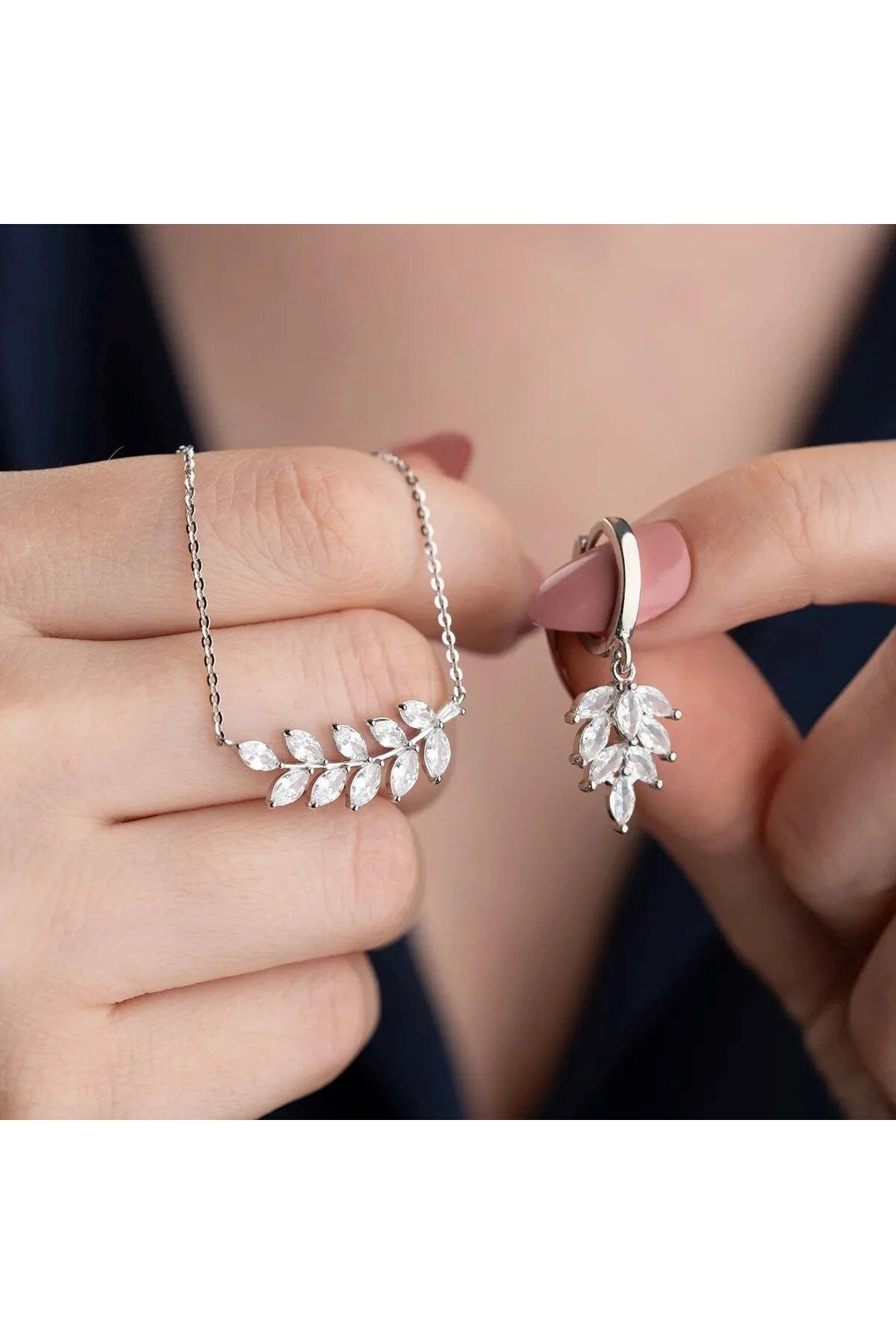 beonejewelry TAŞLI YAPRAK KOLYE KÜPE SET | 925 GÜMÜŞ