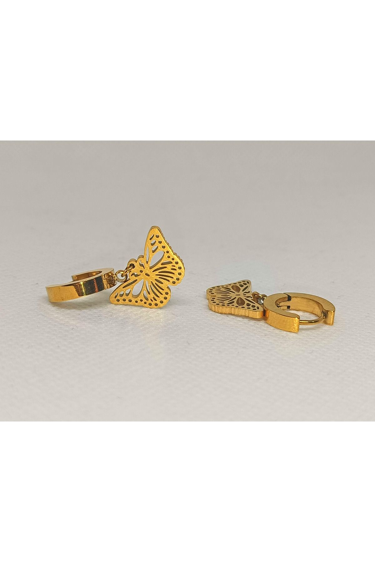 Store 316L Kelebek Desenli Paslanmaz Çelik Gold Küpe