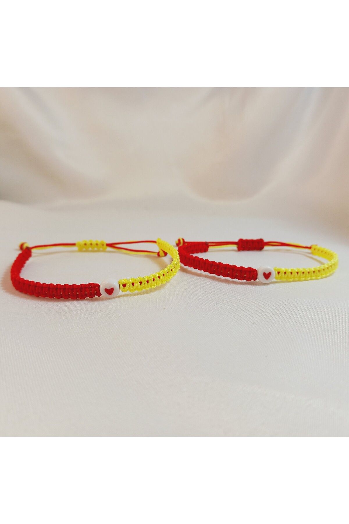 Crystal Atelier GS Sarı Kırmızı 2'li Kalp Bileklik Set - Sevgili Arkadaşlık Makrome Galata saray Örgü Bileklik