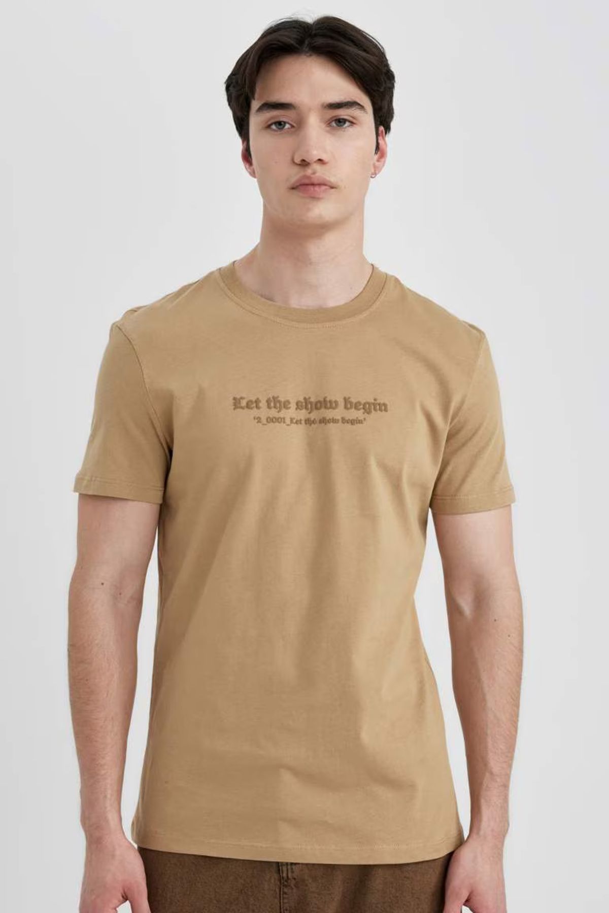 DeFacto Slim Fit Dar Kesim Bisiklet Yaka Baskılı Kısa Kollu Tişört