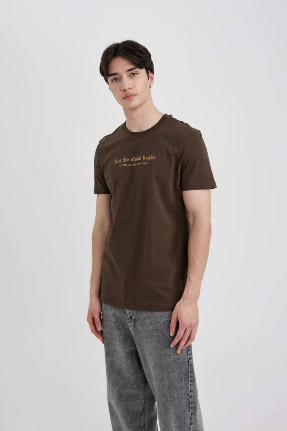 DeFacto Slim Fit Dar Kesim Bisiklet Yaka Baskılı Kısa Kollu Tişört