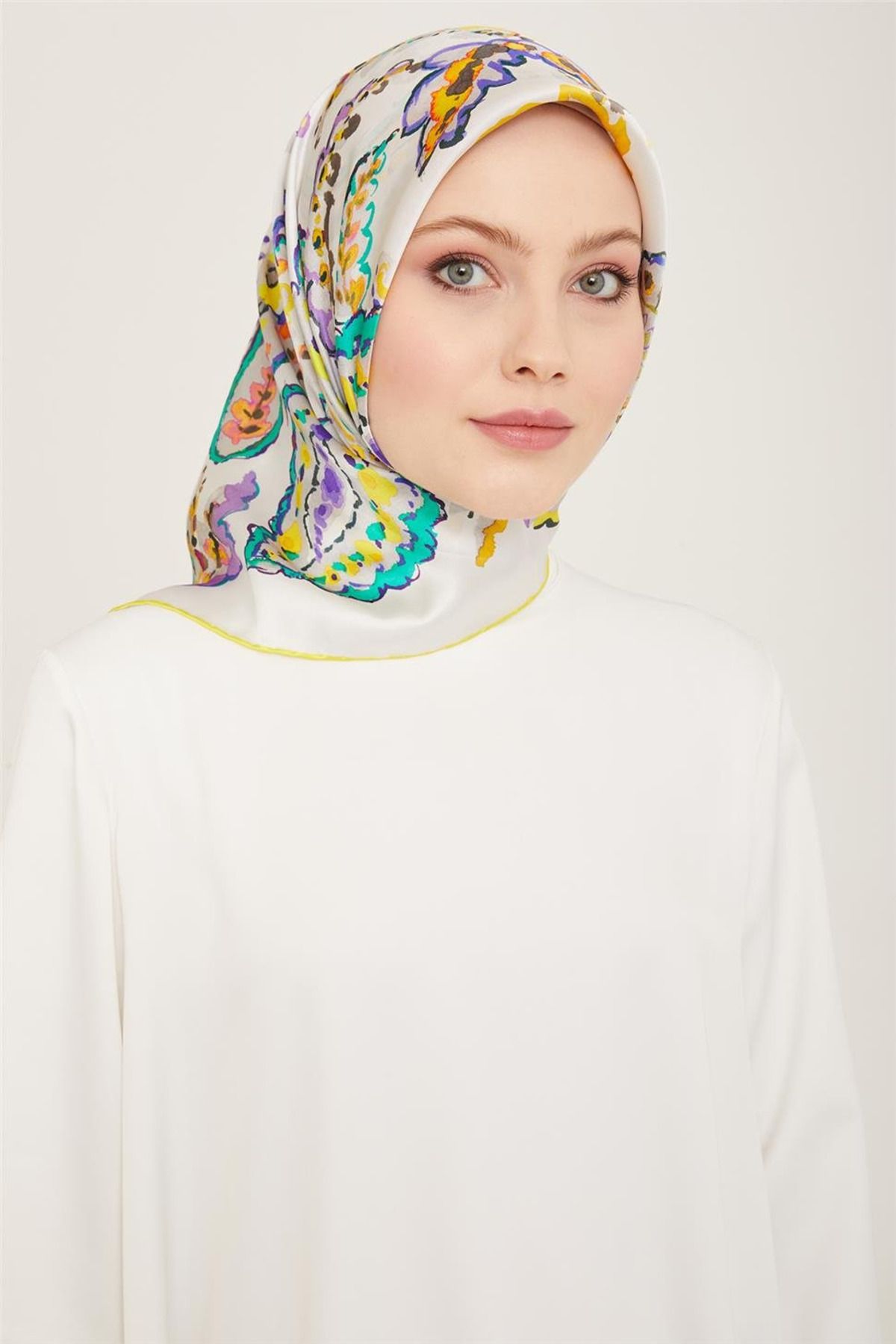 Armine Sura İpek Eşarp 9130D (S)-83