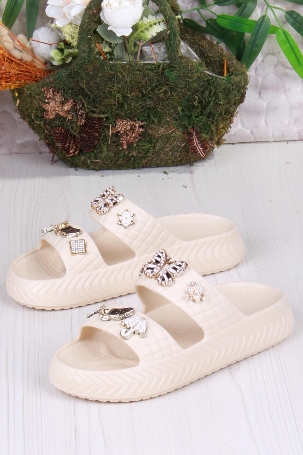 fort-800-17 Daily Beach Sea Pool Slippers Lightweight Comfortable Flexible Women's Slippers 4