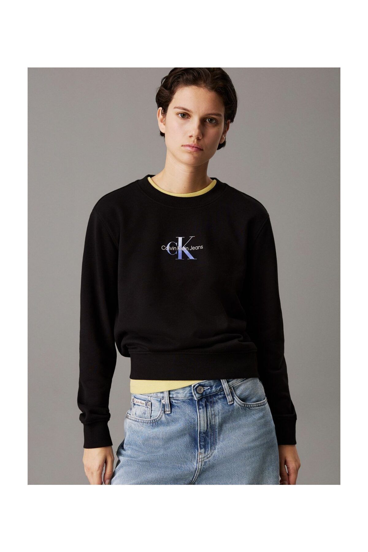 Calvin Klein-GRADIENTNÍ MONOLOGO CREWNECKÝ KRÁT 1