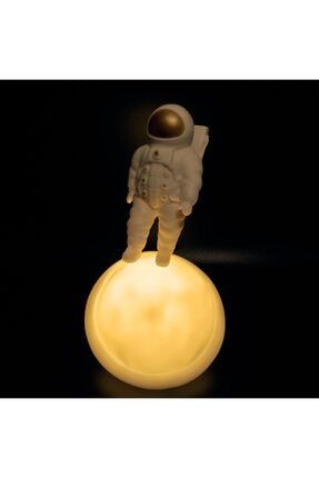 Satürn Üstünde Astronot Masa Lambası Ve Gece Lambası 000448
