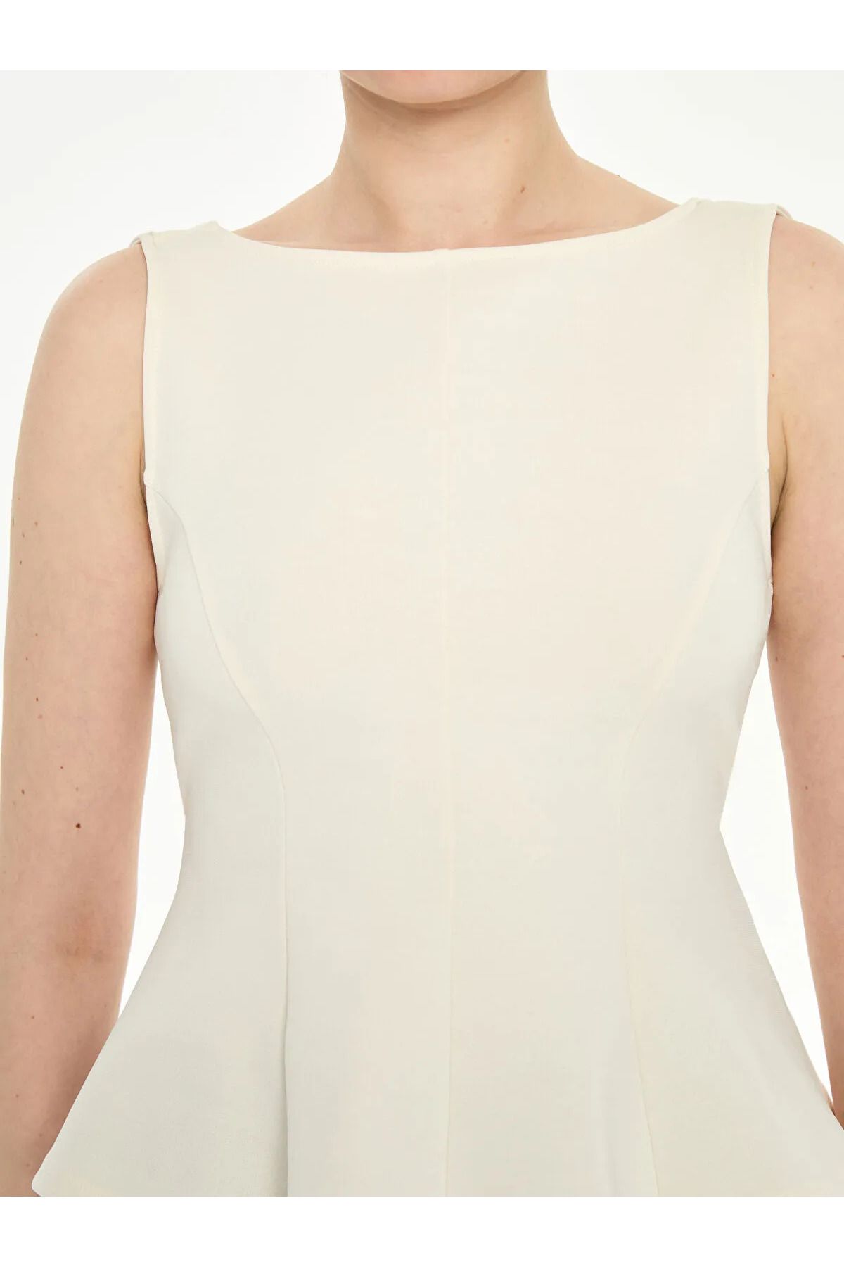 LC Waikiki Kayık Yaka Peplum Bluz
