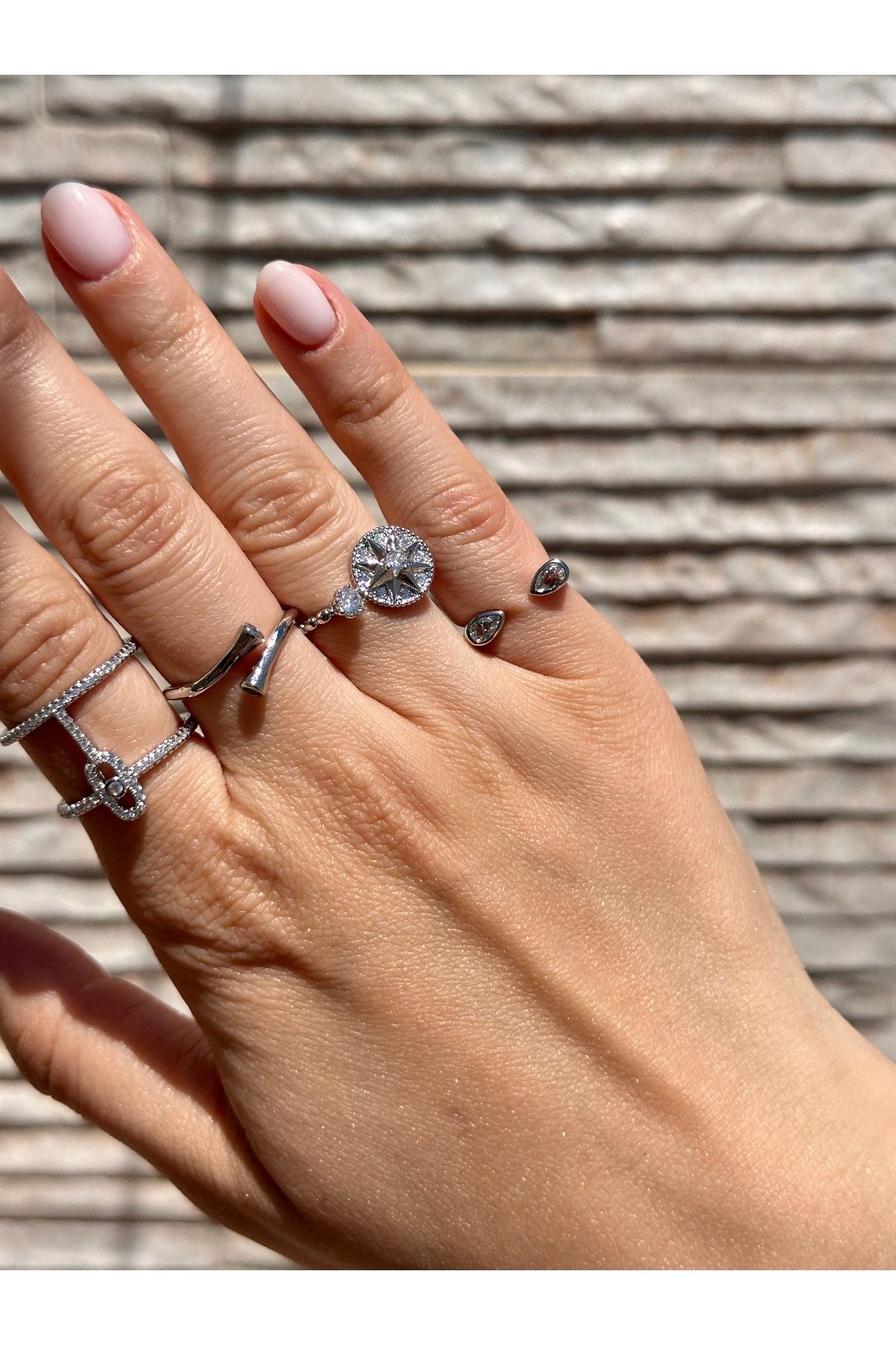 The Fine Store Ayarlanabilir Kemik Desen GümüşRenk Yüzük