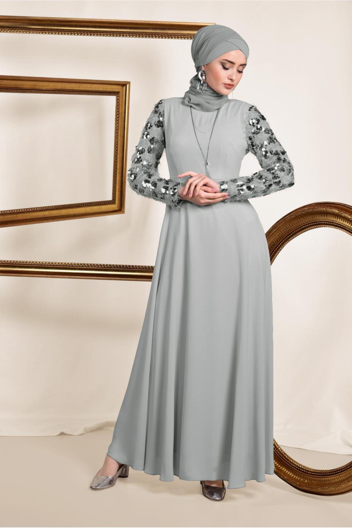 آلوینا لباس مجلسی با آستینهای پولکدوزی و حاشیهدار ۴۸۹۱ آلوینا لباس مجلسی با آستینهای پولکدوزی و حاشیهدار ۴۸۹۱