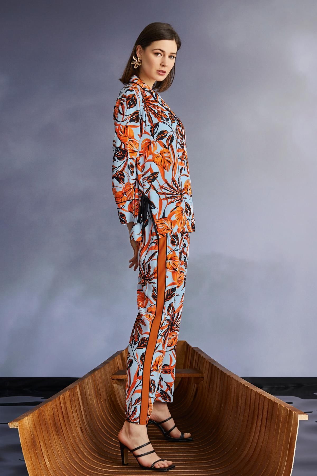 MONAMİSE-Leaf Pattern Shirt Collar Buttoned Pajama Set 2