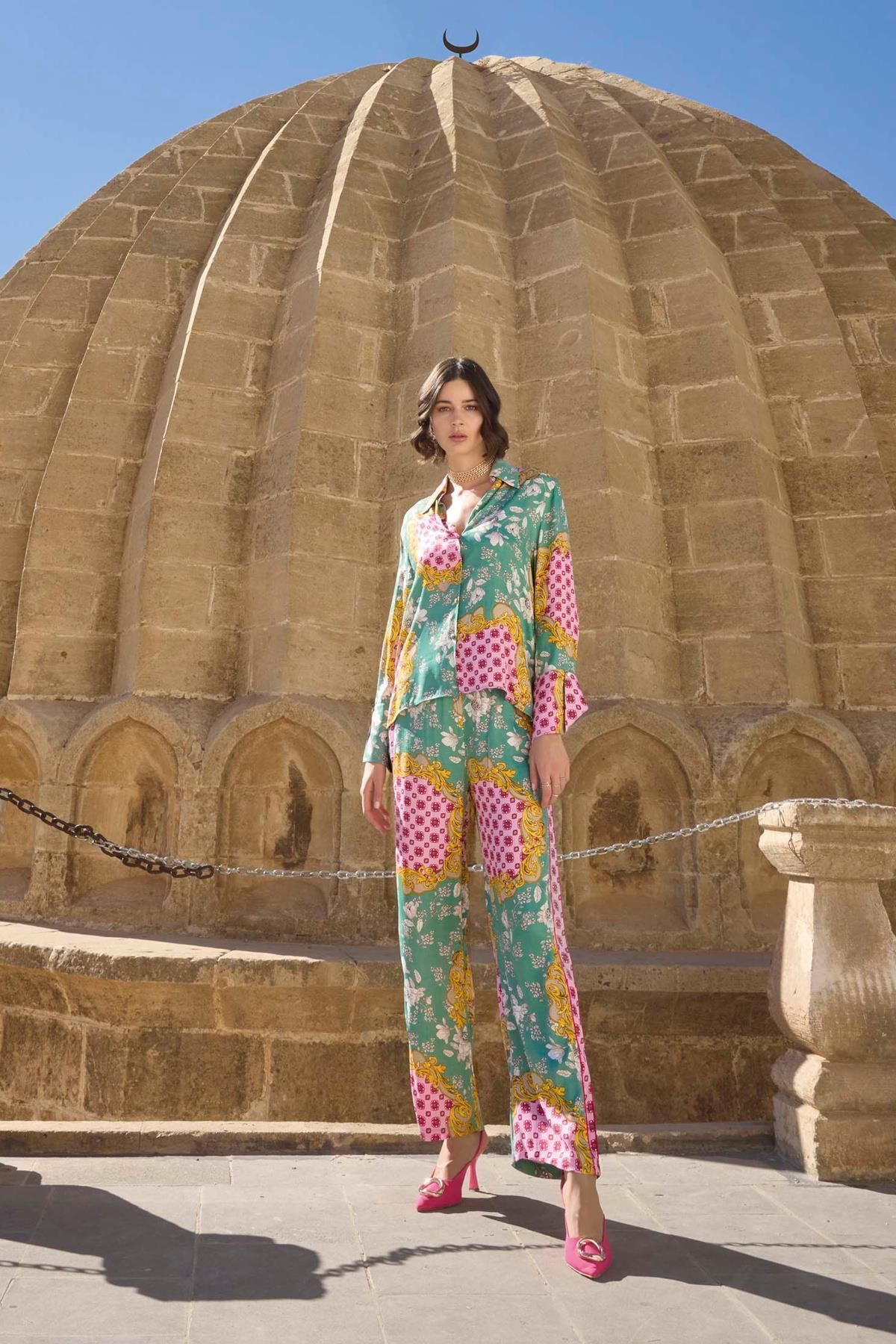 MONAMİSE-Flower and Leaf Patterned Satin Pajama Set 1