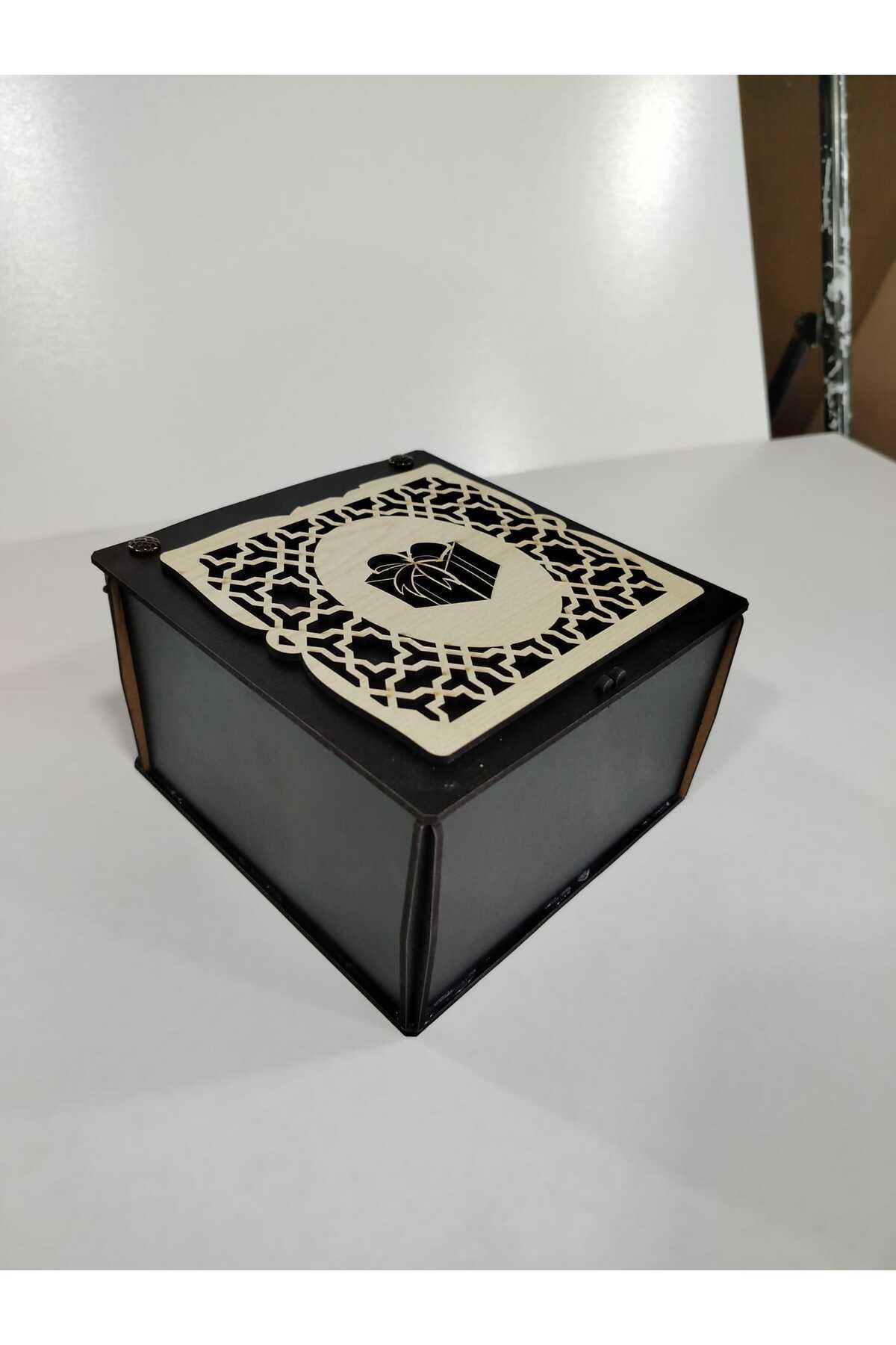 Vuslat Hediyelik AHŞAP HEDİYE KUTUSU BEYAZ DEKOR (15X15 CM) 9 CM YÜKSEKLİK