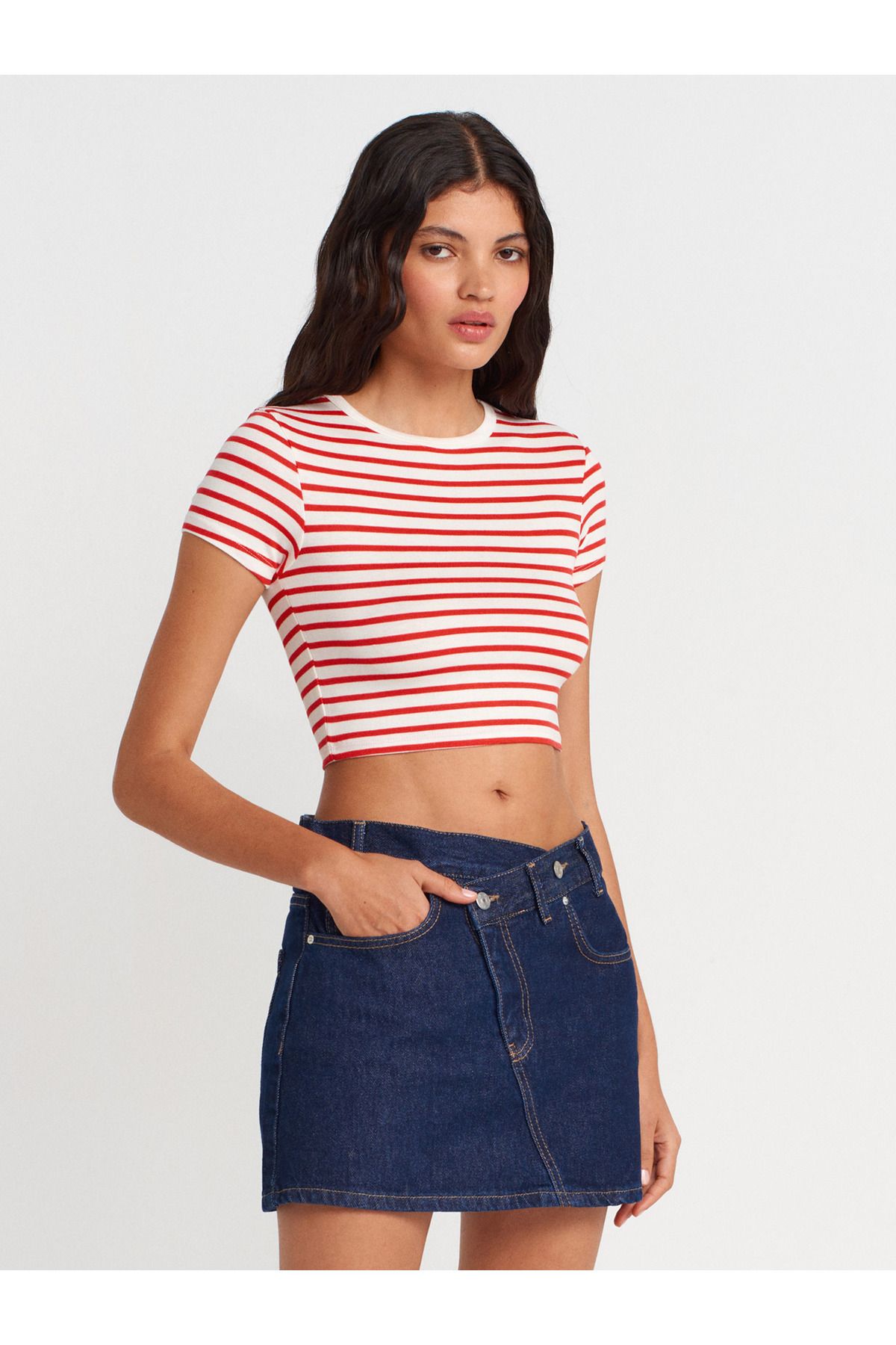Dilvin 31889 Çizgili Crop Top-E.-Kırmızı
