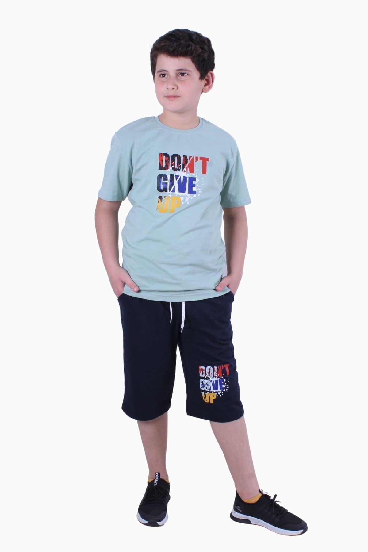 FYK KİDS 3'LÜ ERKEK ÇOCUK ALT-ÜST KAPRİ-TİŞÖRT TAKIM fotoğrafı 3 (önizleme)