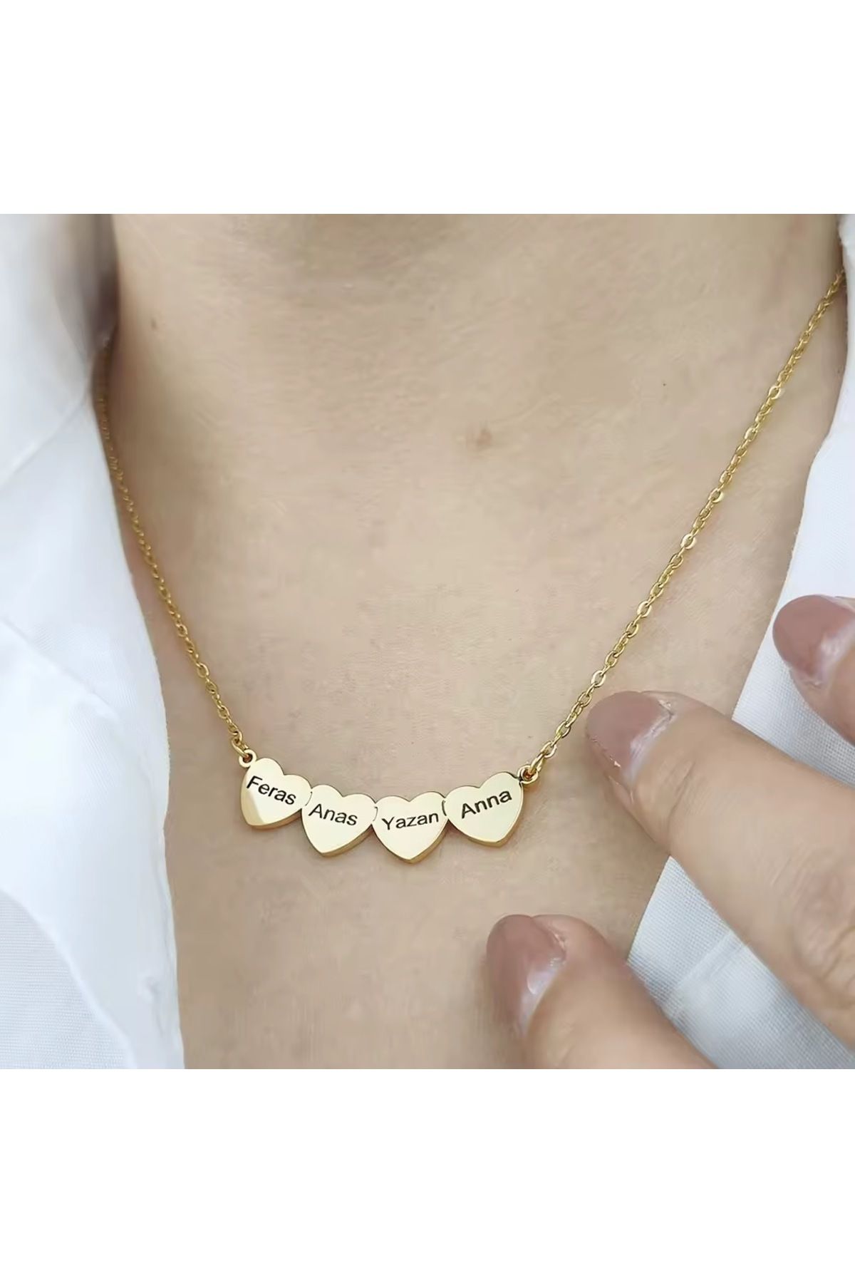 N!da Jewelry Kişiye Özel 4 İsimli Kalpli Gümüş Kolye – Anlamlı ve Şık Hediye Seçeneği