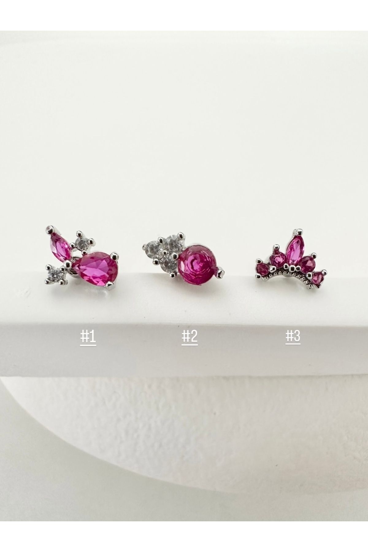 My Bellas Jewels Cerrahi Çelik Yakut Renk Zirkon Taşlı Piercing Küpe, Helix, Tragus, Flat, Lobe Uyumlu (1 Adet)
