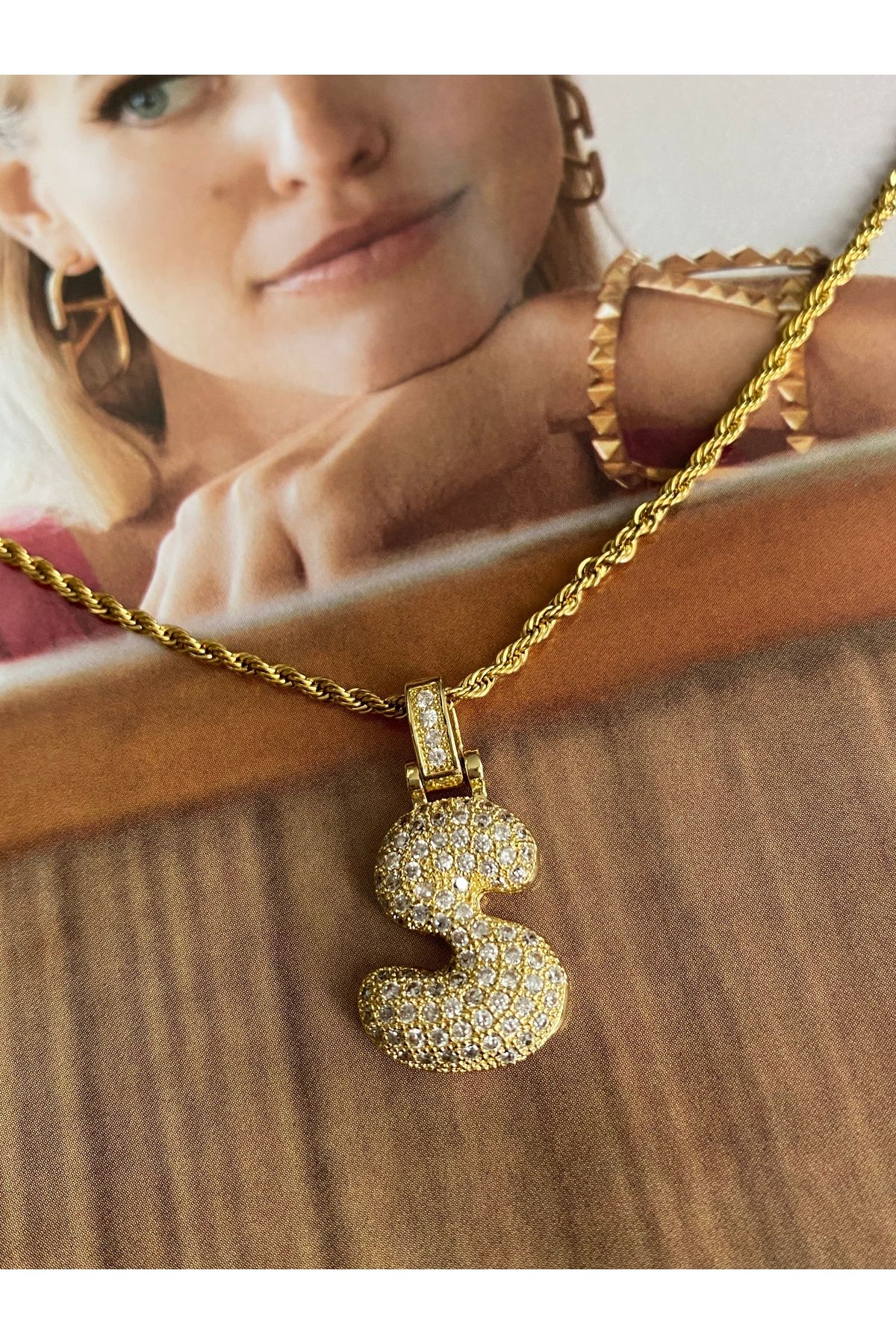 Pinery Jewels Balon Harf Tombul Burgu Zincirli Zirkon Taşlı Kararmaz Paslanmaz Çelik Kadın Kolye