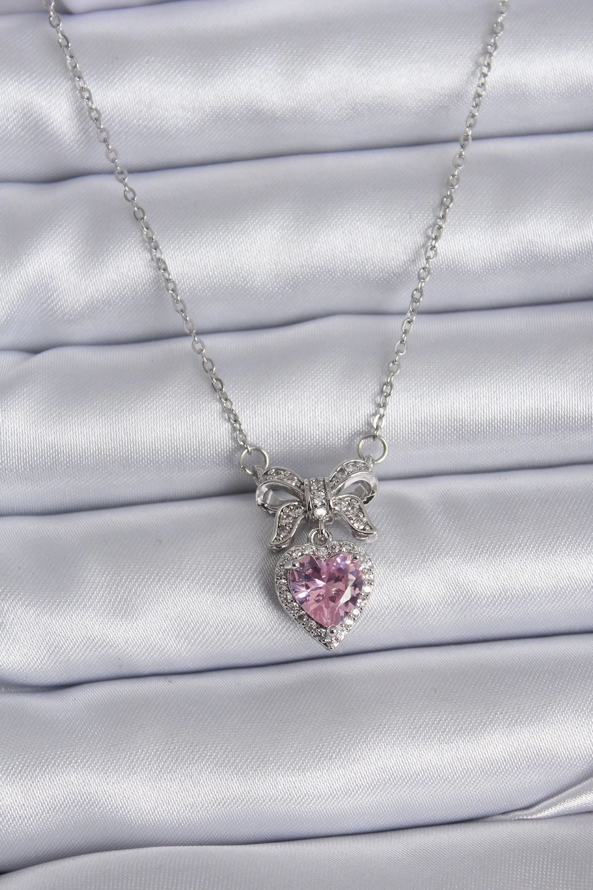 Clariss 316L Çelik Gümüş Renk Zincir Pembe Kristal Kalp Zirkon Taşlı Kurdele Model Kadın Kolye