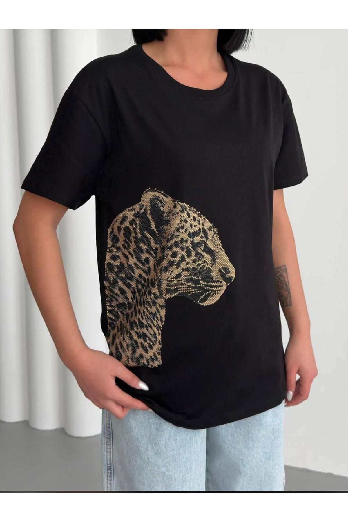 Ctn Kadın Leopar Detaylı Şık T-Shirt