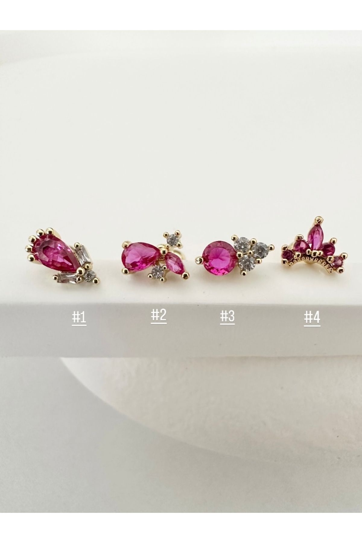 My Bellas Jewels Cerrahi Çelik Yakut Renk Zirkon Taşlı Piercing Küpe, Helix, Tragus, Flat, Lobe Uyumlu (1 Adet)