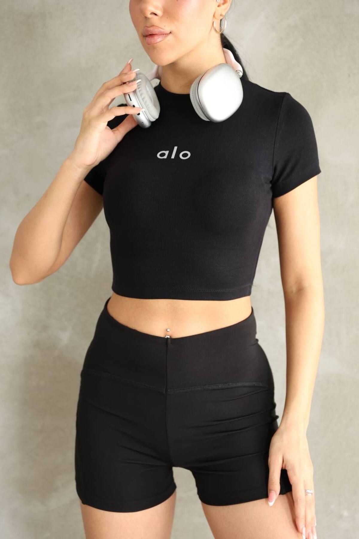 OYS BUZZY KUMAŞ CROP TSHİRT