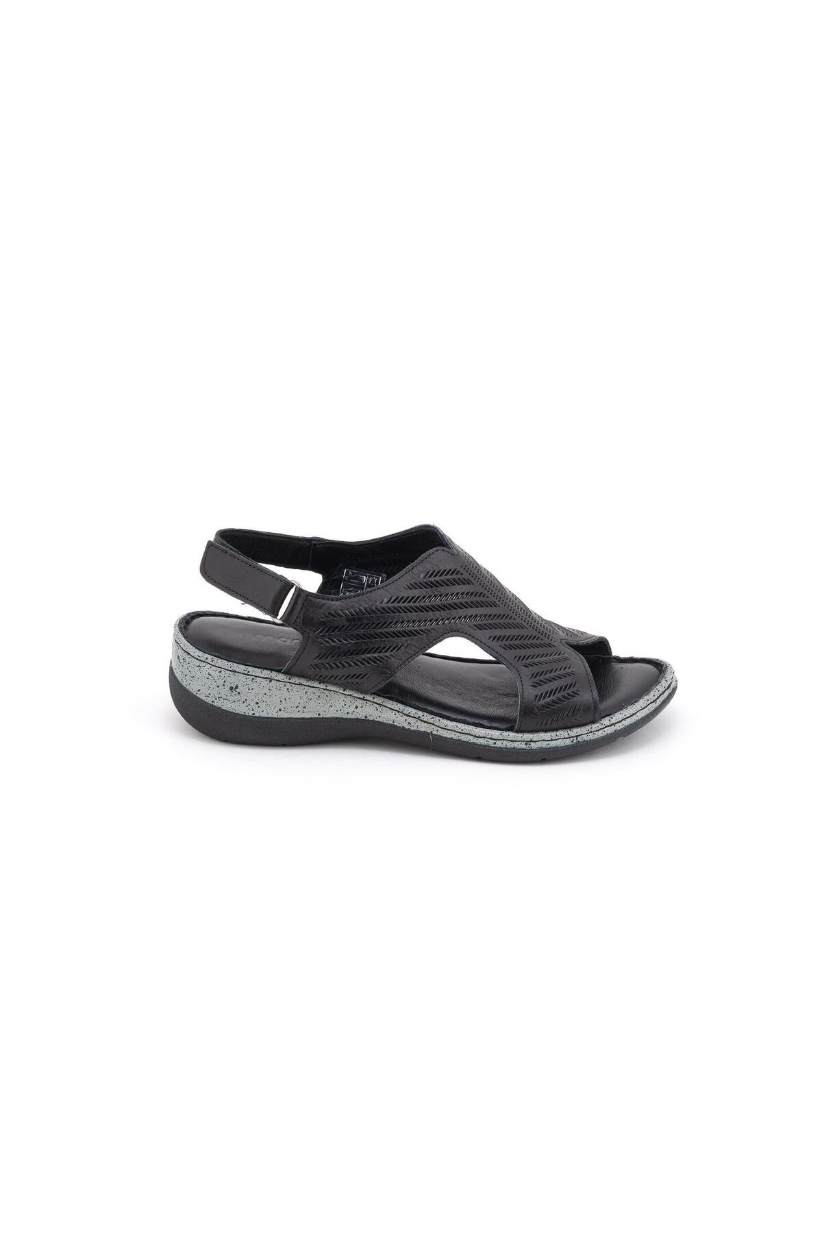 Mammamia MAMMAMİA KADIN SANDALET