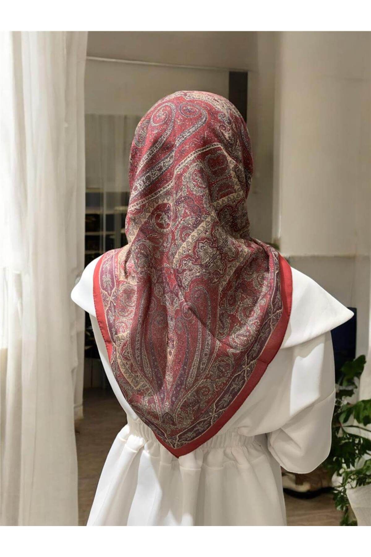 Baştacı-Basstaci Scented Soft 0231 Claret Red Scarf 2
