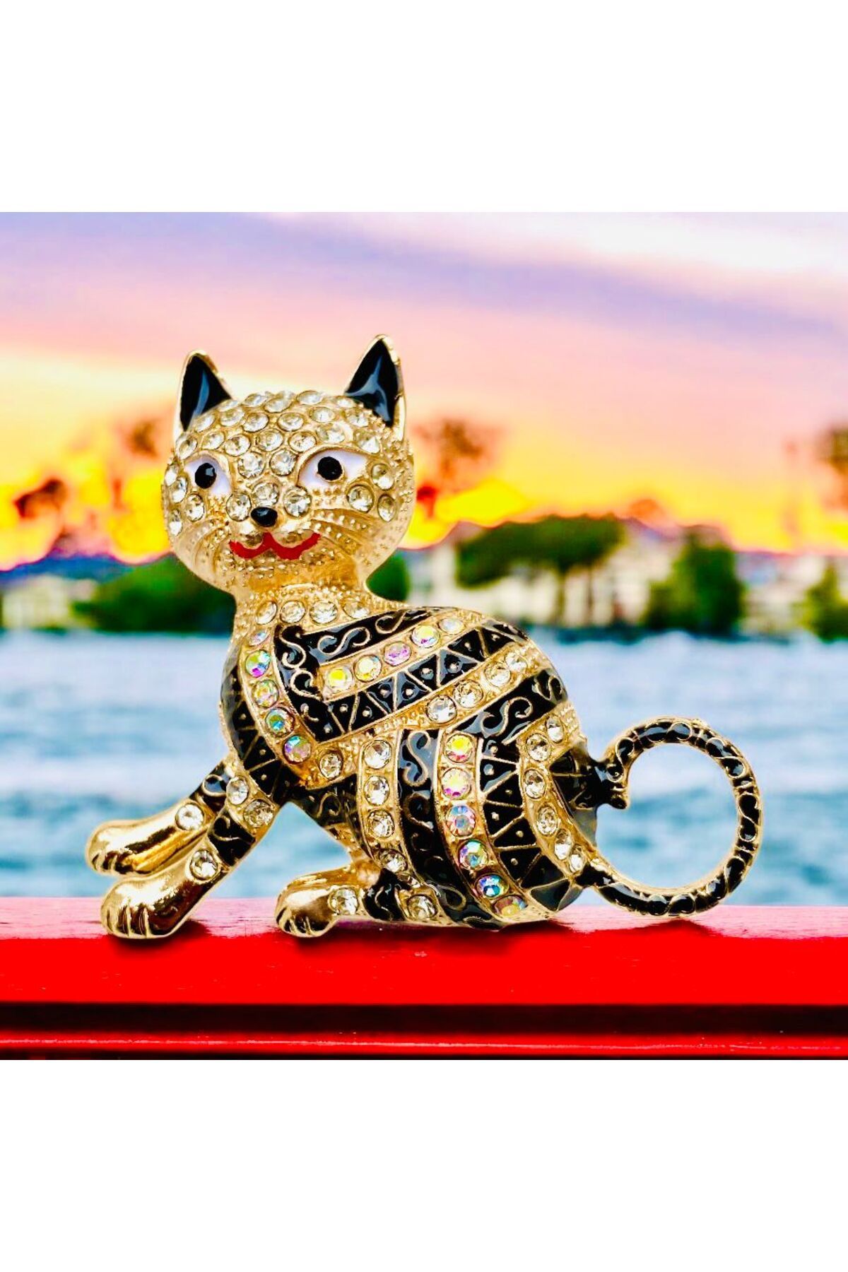 Rachel Silver Zirkon Taşlı Renkli Mineli Altın Renk Kedi Broş