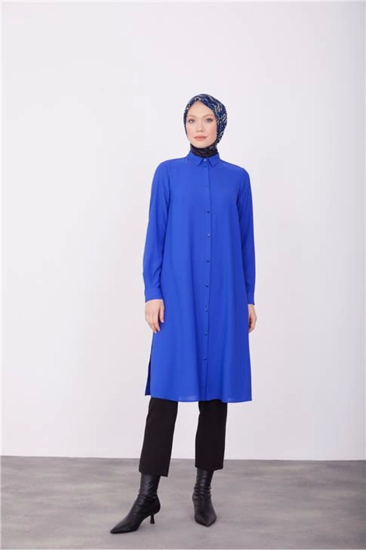 aradimtaradim Armine Uzun Kolluarmine Logolu Tunik 23Kh411 Morcivert