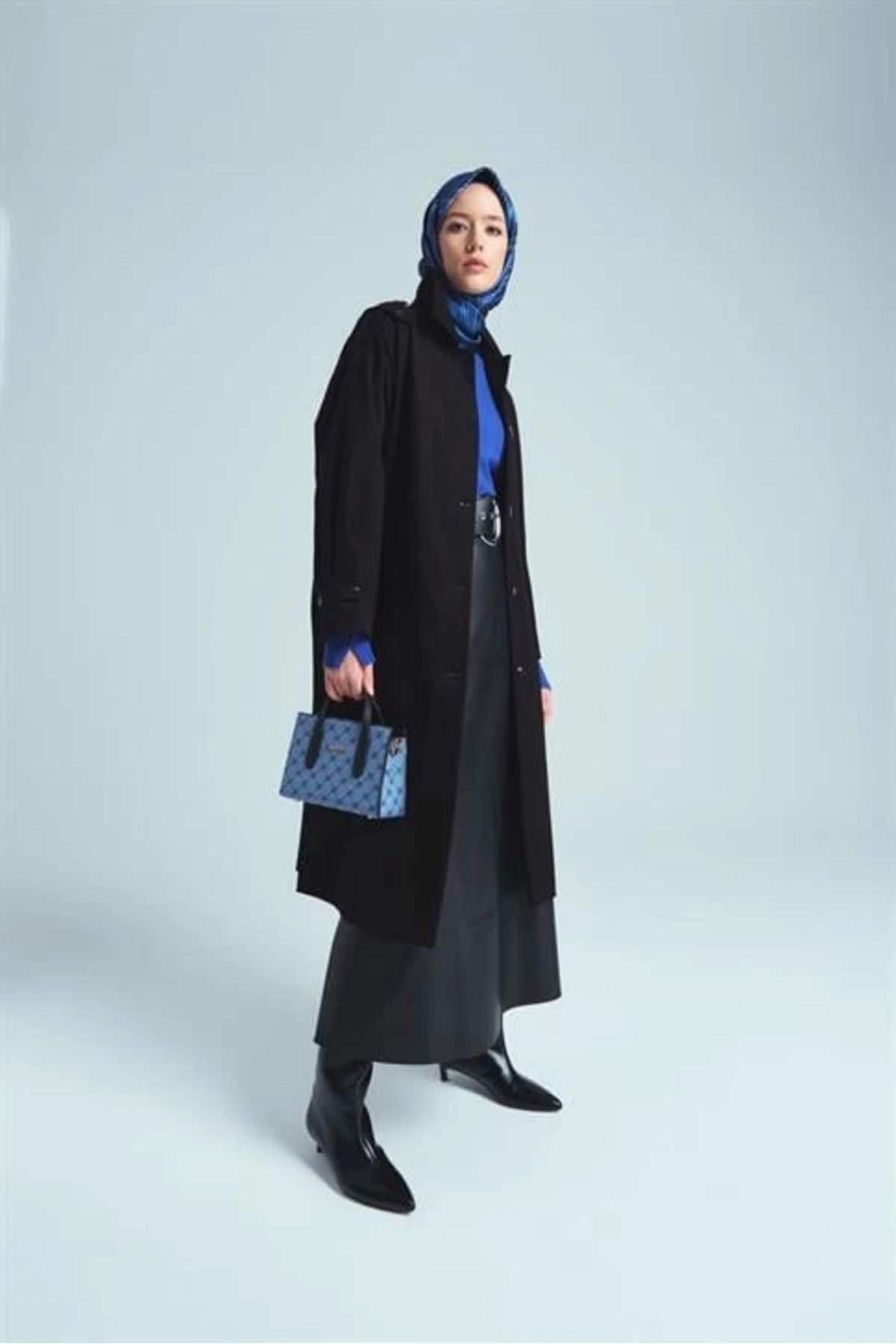 aradimtaradim Armine Yarım Astarlı Pamuk Kap 24K7516 Siyah