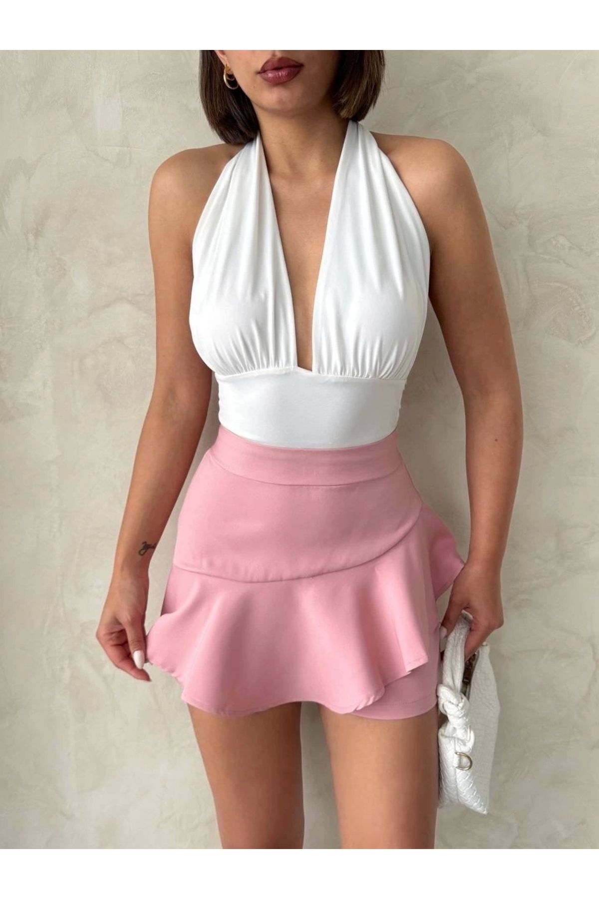 ufukmoda Valonlu fırfırlı şort s24683