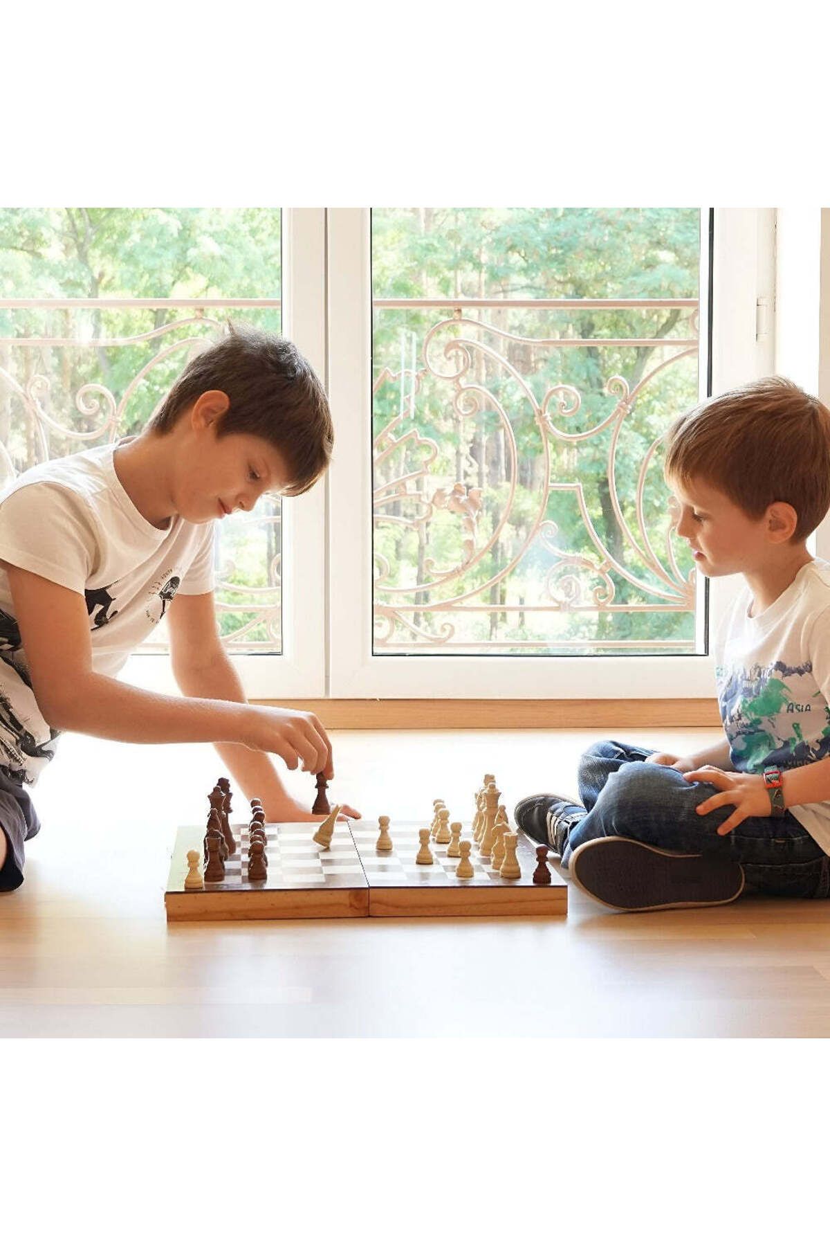 Velixo-Wooden Chess & Backgammon Set, Foldable, Includes Checkers, Trains Memory & Strategy,pieces Included 3