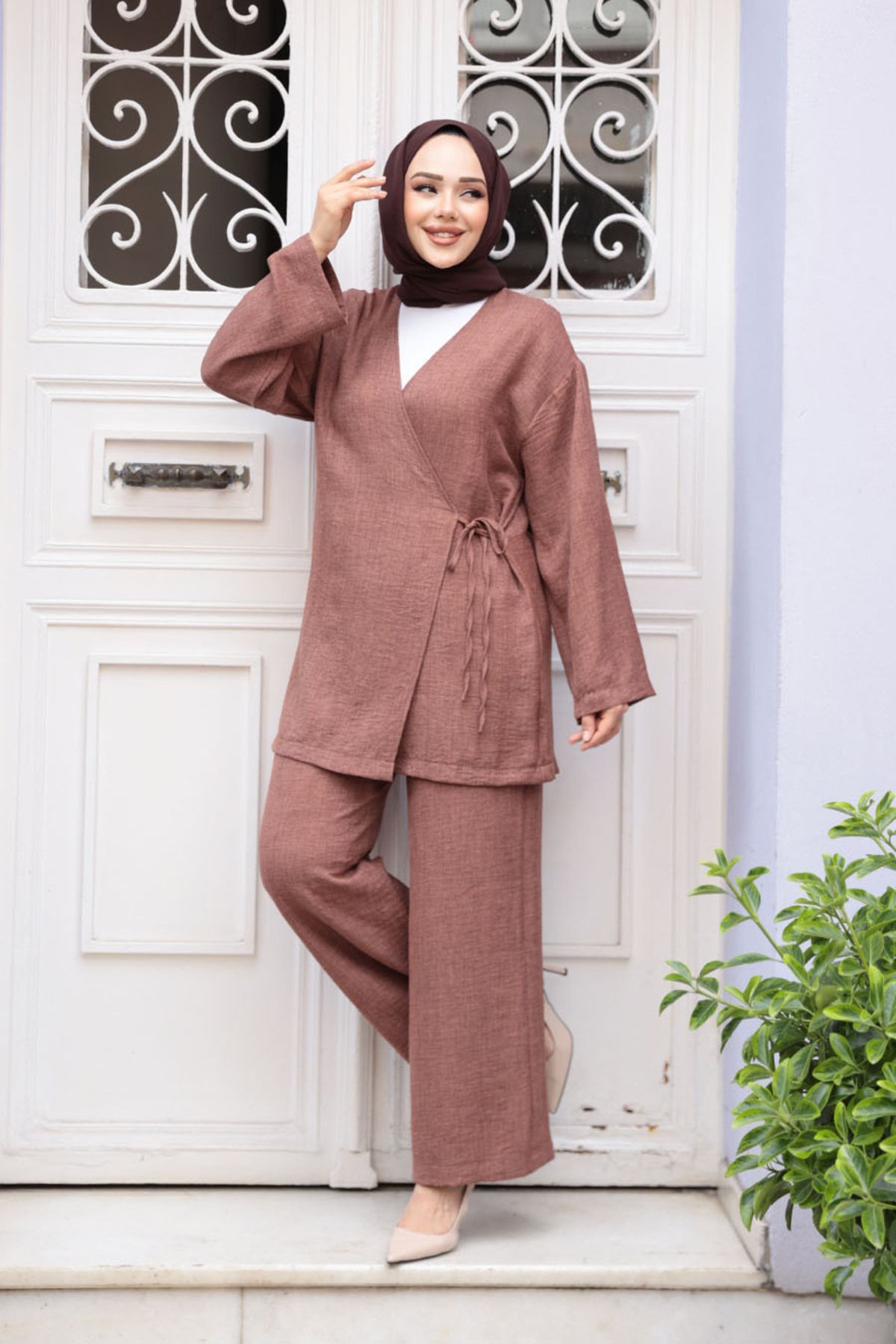 N.S NEVA STYLE Yandan Bağlama Detaylı Kahverengi Tesettür İkili Takım 50183KH