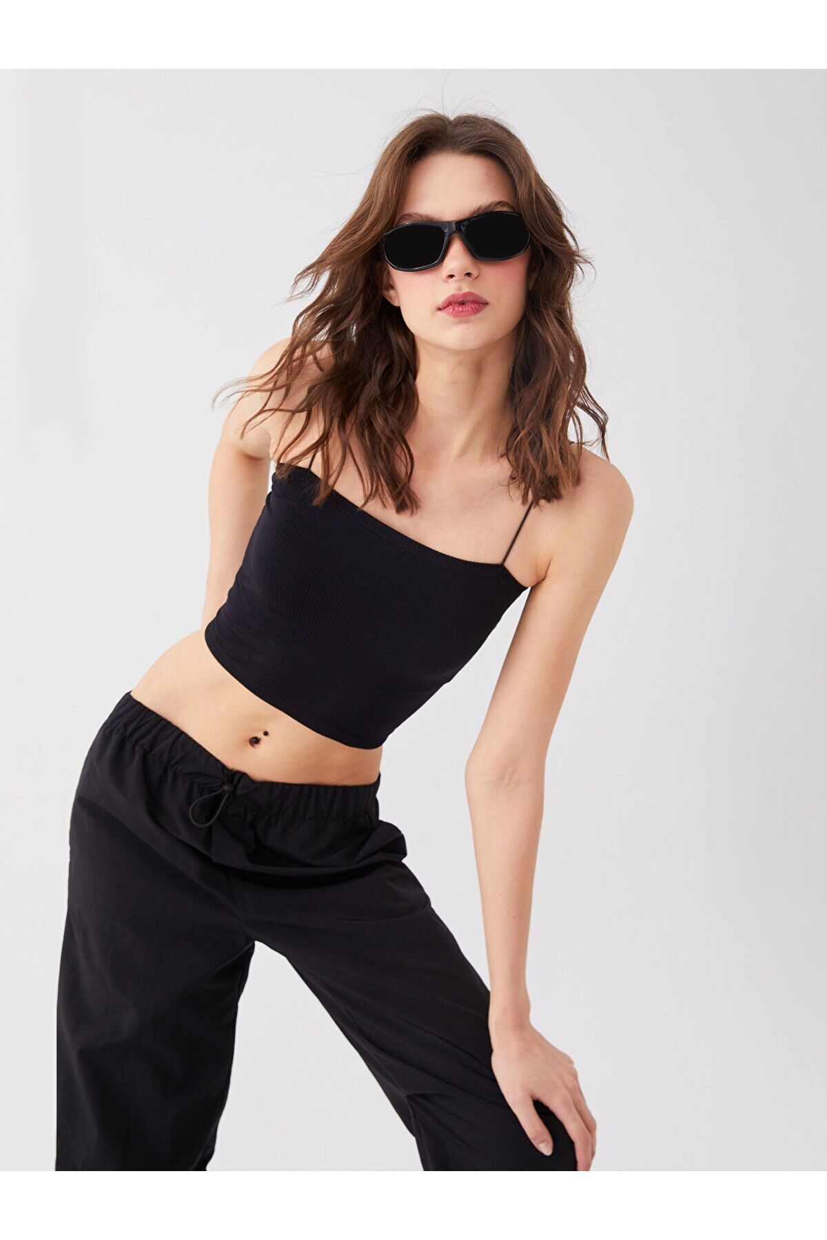 LC Waikiki Kare Yaka Düz Askılı Kadın Crop