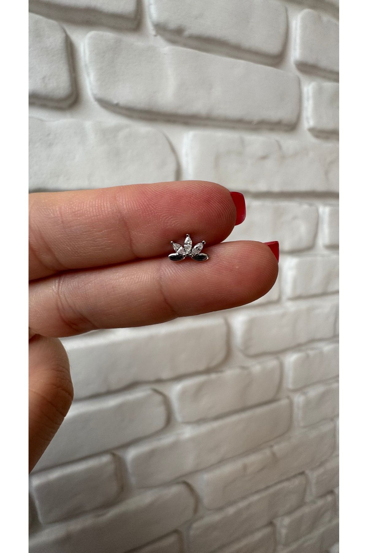 alysa jewelry Cerrahi Çelik şık zarif çiçek Piercing