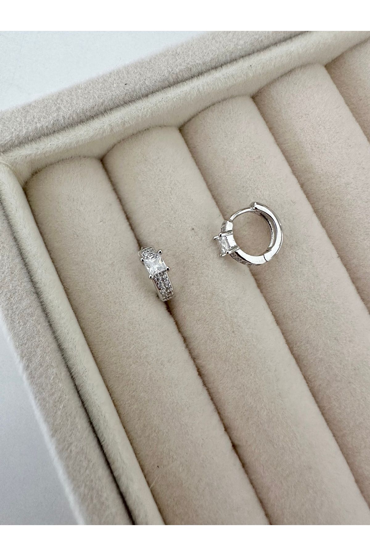 My Bellas Jewels Cerrahi Çelik Halka Tragus Piercing, Helix, Flat, Conch, Lobe (1 Adet)