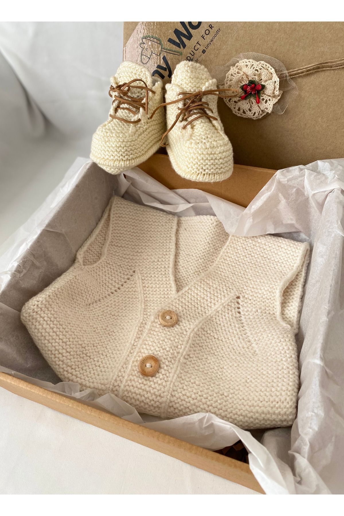 tiny wood El Örgüsü Yumuşak Bebek Yelek ve Patik Seti 3-12 Ay | Yenidoğan Bebek Hediyesi Unisex