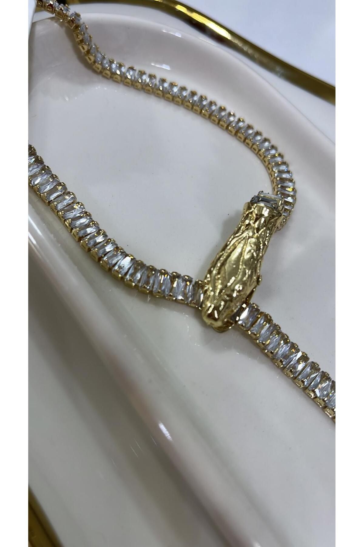 Resta GOLD BAGET TAŞLI MANDAL AYARLI YILAN BAŞLI KOLYE