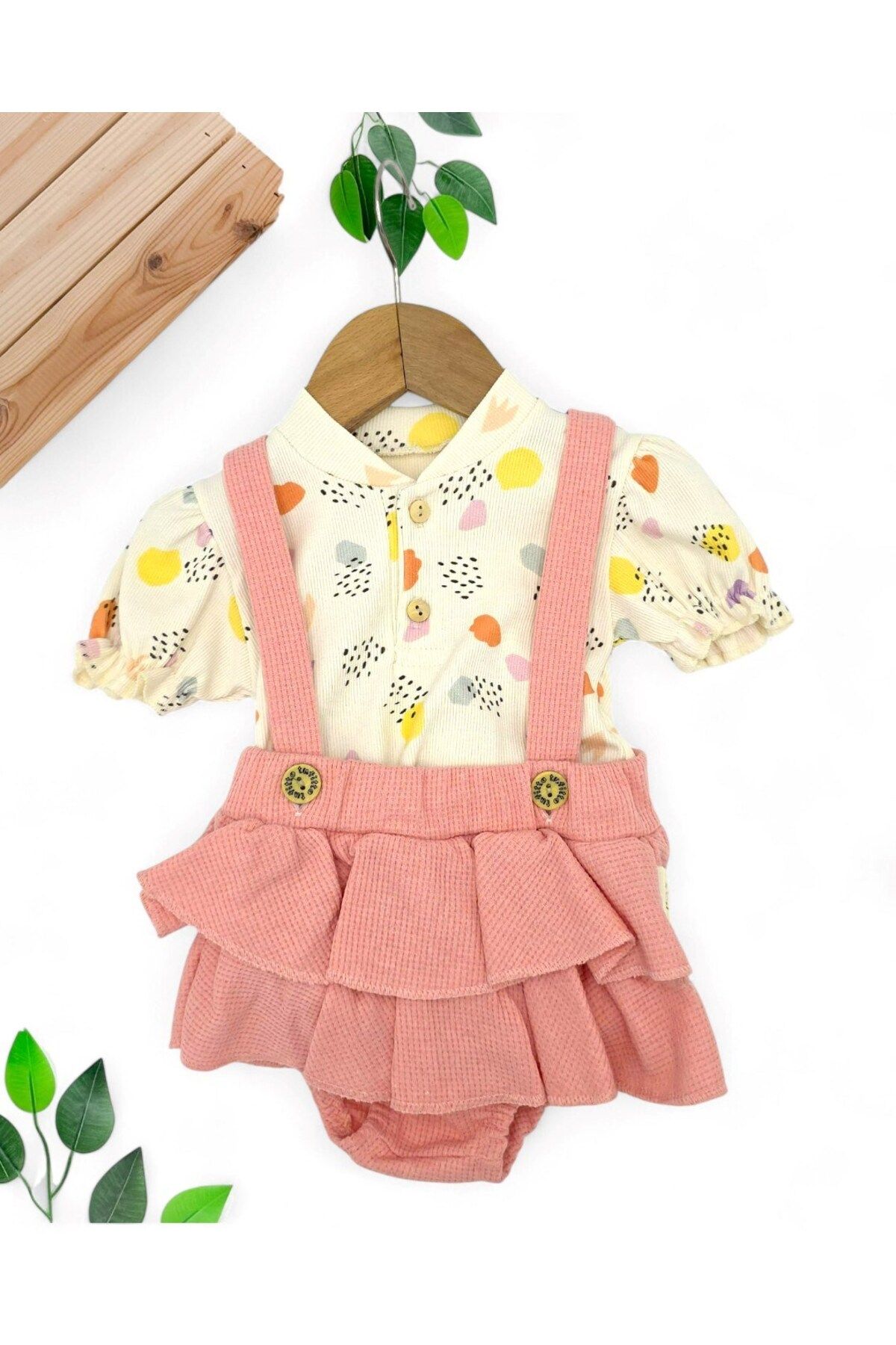 Ege Bebek KIZ BEBEK YAZLIK KISA KOLLU FIRFIRLI 6-9-12-18 AY ROMPER BASKILI T-SHIRT VE SALOPETLİ TAKIM