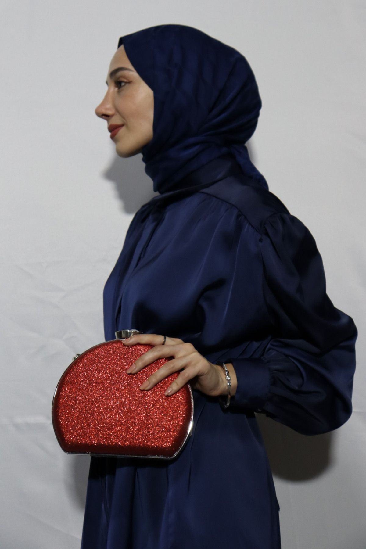 BUKAWEAR Kadın Kırmızı Simli Matara Model Abiye Çanta