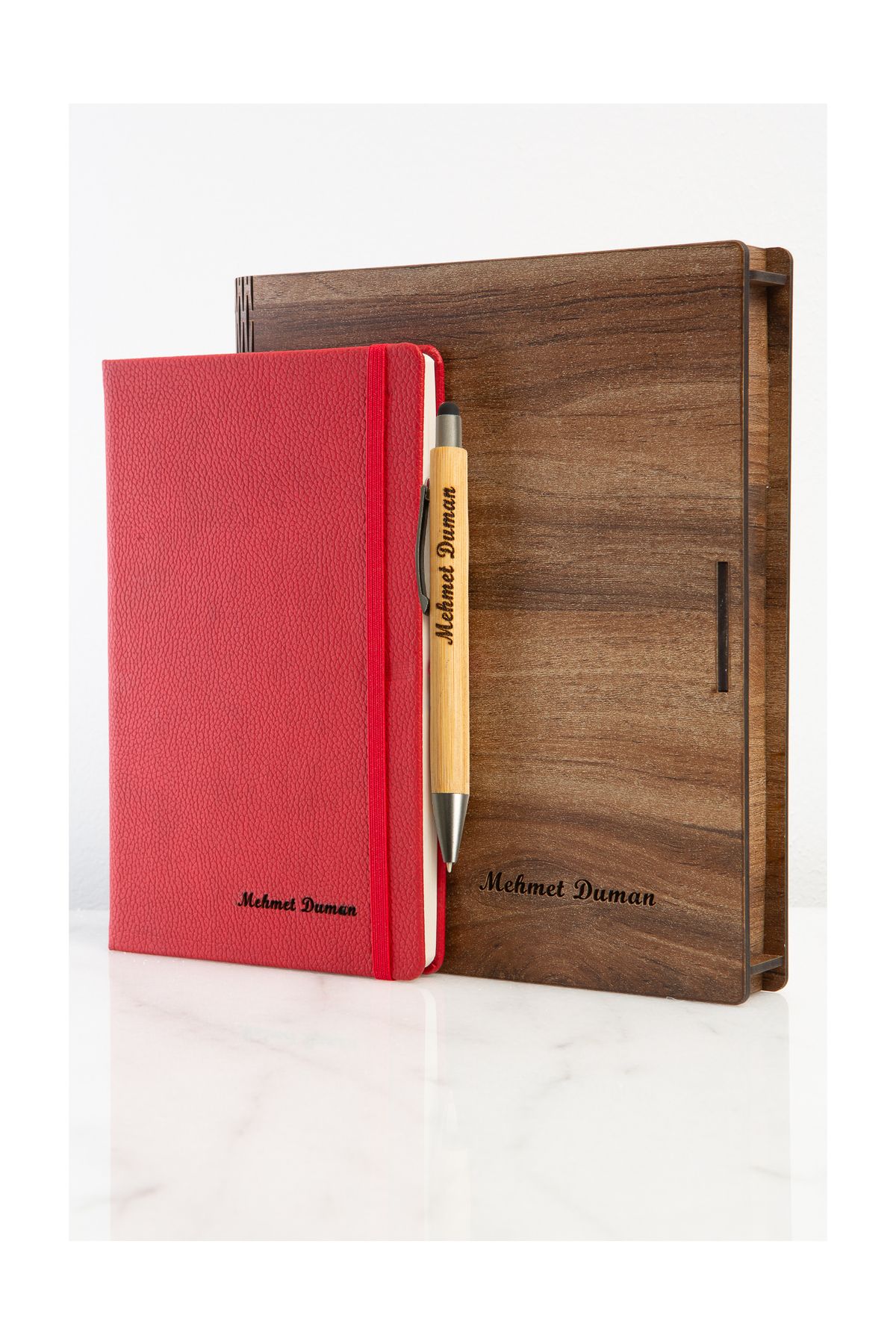 ertal hediyelik Kişiye Özel Ahşap Kutusunda Termo Deri Defter & Maun Kalem