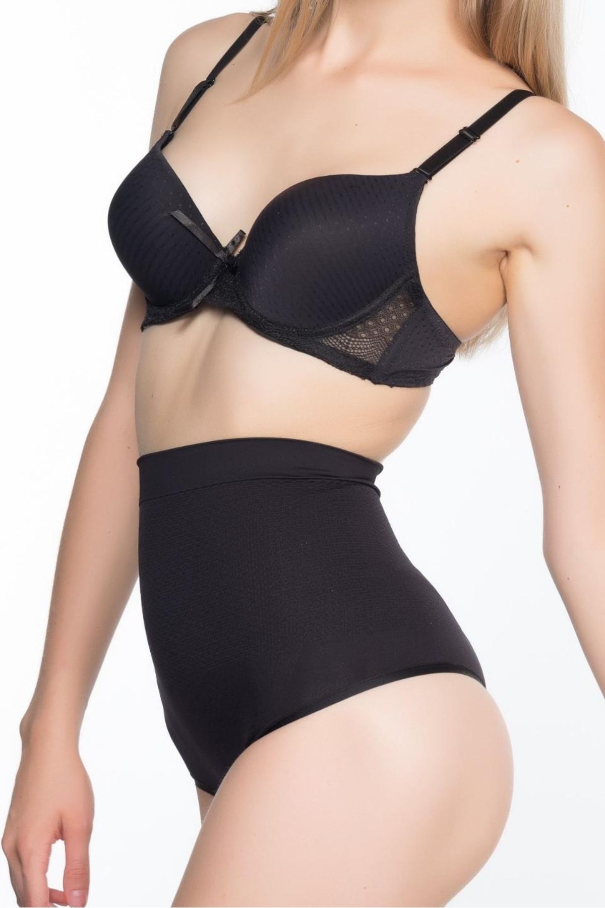 GiyimCity SİYAH Masajlı String Korse