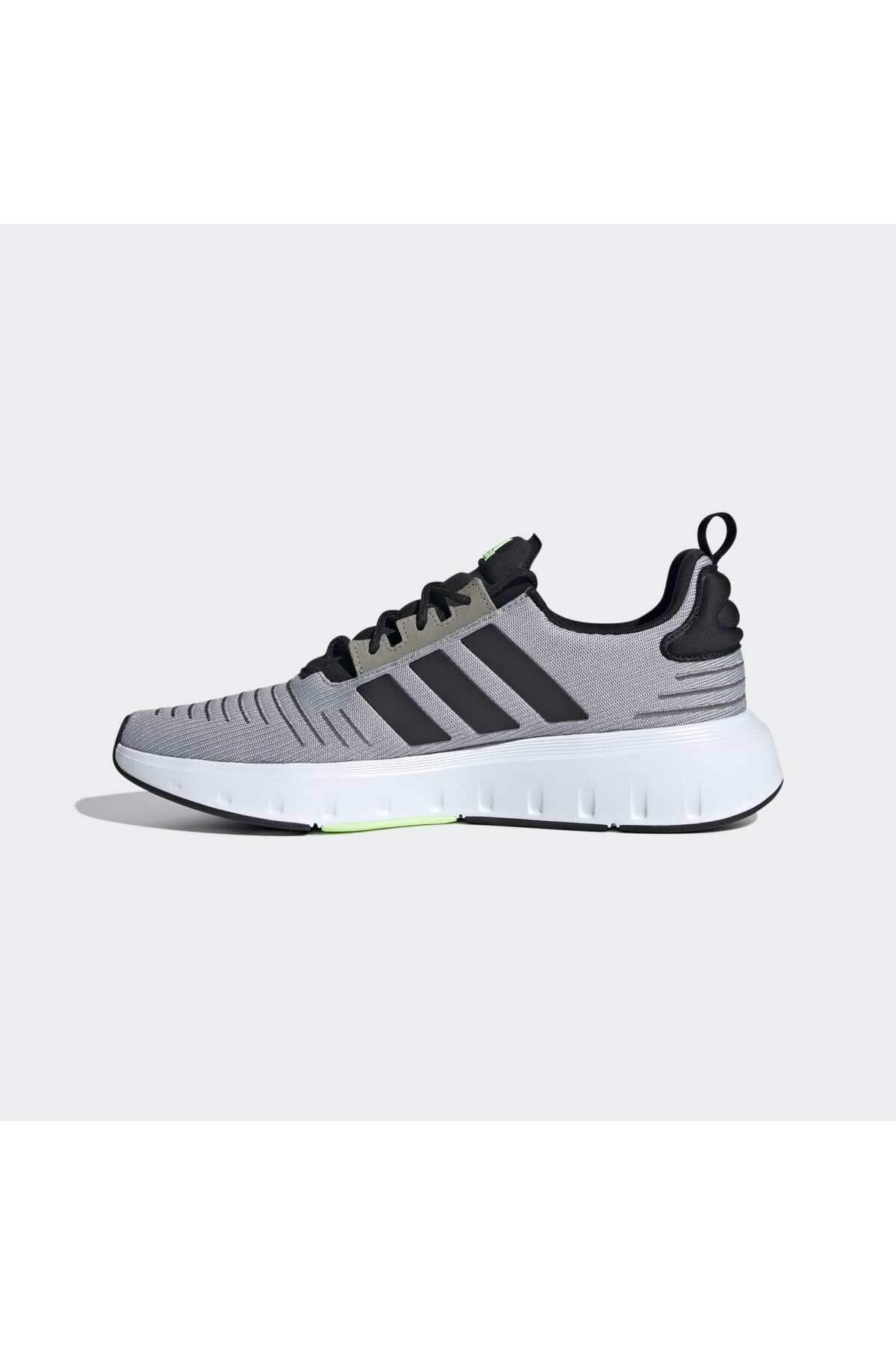 adidas-حذاء رياضي سويفت رن 23 رمادي للرجال Id3011 7