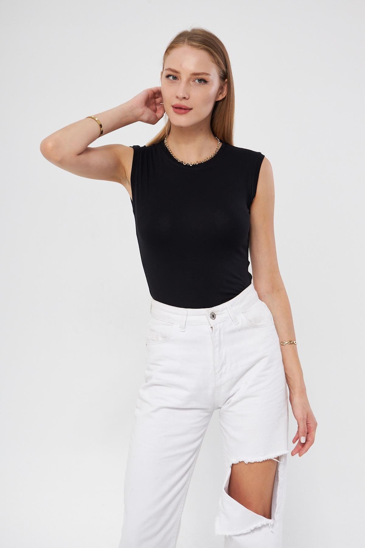 studio fashion 1988 Kadın Siyah Bisiklet Yaka Sıfır Kol Premium Kumaş Viskon Likralı Body