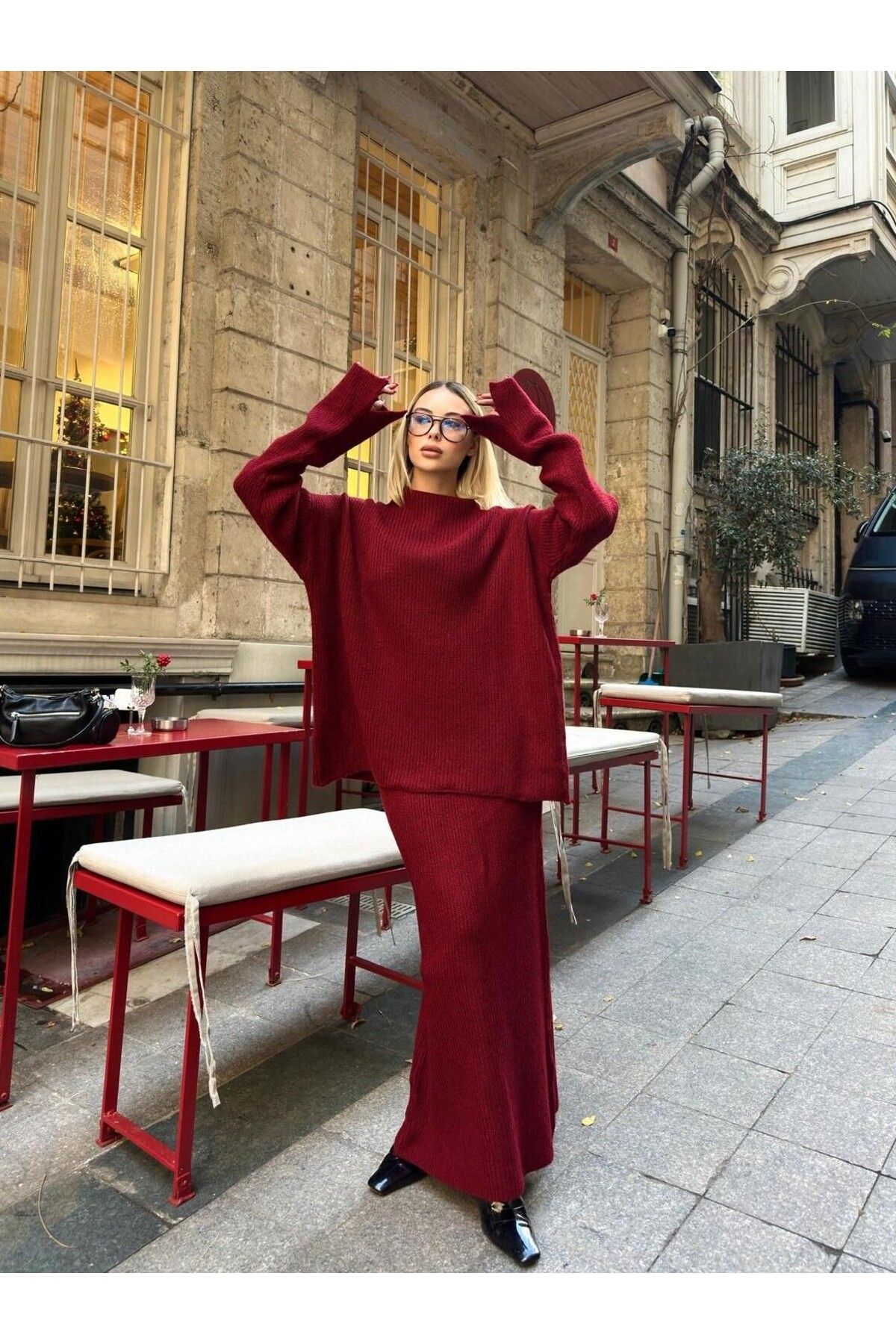 ADENLİNA Kolları Yırtmaç Detaylı Şardonlu Oversize Triko Kazak Maxi Etek Takım