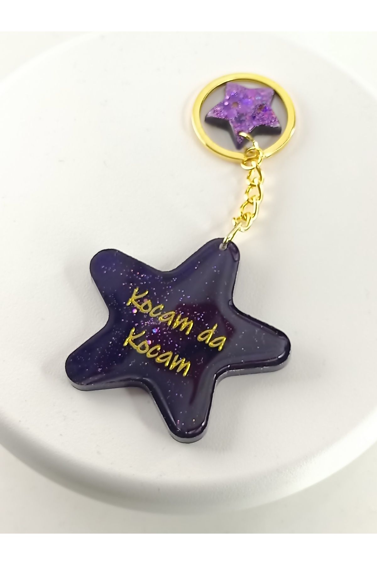 NEXOAKSESUAR Kocamda Kocam Yazılı Epoksi Anahtarlık – Mizahi ve Romantik El Yapımı Hediye- Kişiye Özel